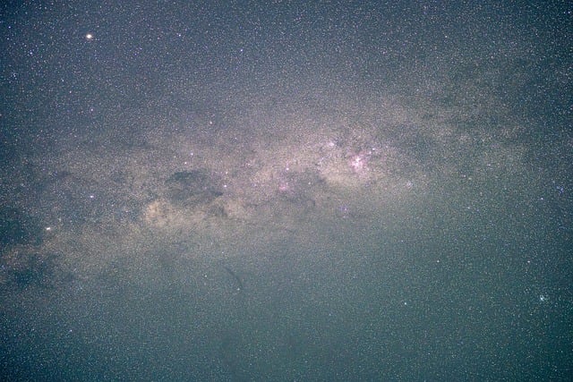 为什么耳机有杂音，耳机杂音的深度解析：数字音频与模拟音频的差异插图2